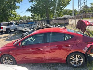 2018 Hyundai Elantra SEL - Exterior Side Driver Image